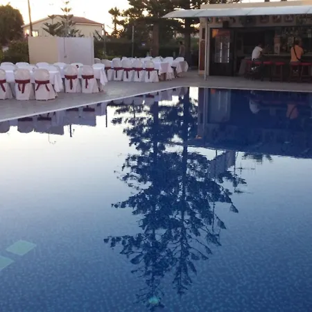 나파 프린스 아파트먼트 4*