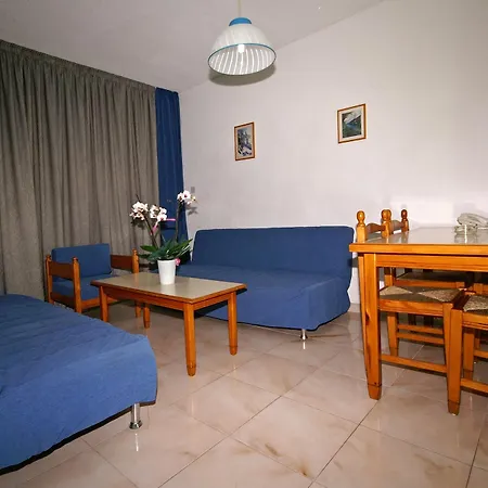 Napa Apts מלון דירות