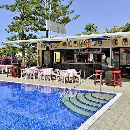 Napa Apts מלון דירות 3*