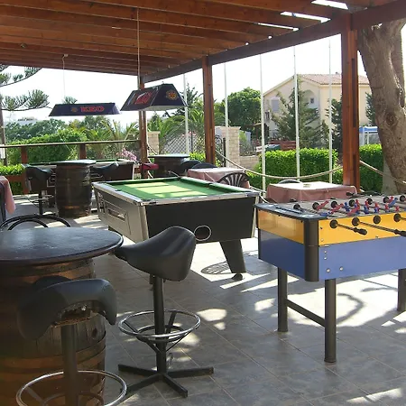 아파트호텔 나파 프린스 아파트먼트 아이아 나파