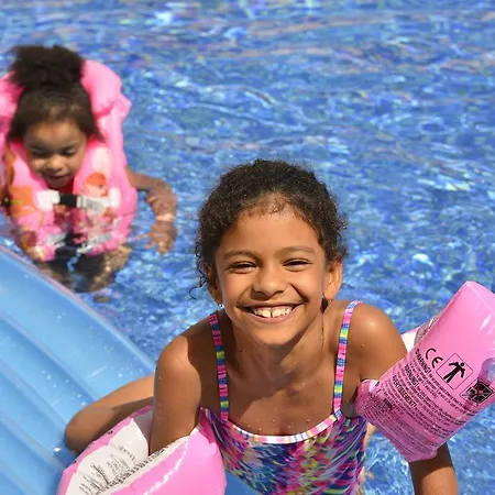 Napa Apts מלון דירות 3*
