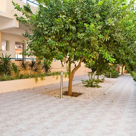 Ξενοδοχείο με διαμερίσματα Napa Apts Αγία Νάπα