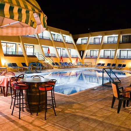 Aparthotel Napa Apts