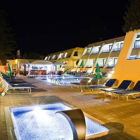 Aparthotel Napa Apts