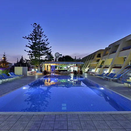 Napa Apts アパートホテル