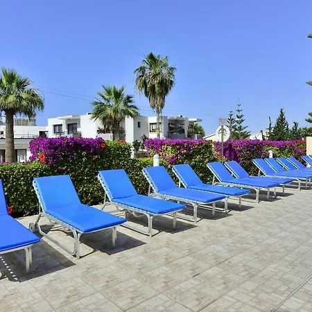 Napa Apts 4*