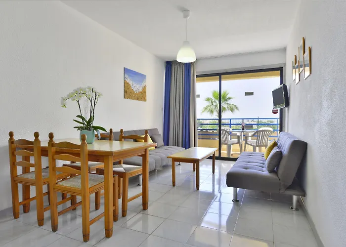 Ξενοδοχείο με διαμερίσματα Napa Apts