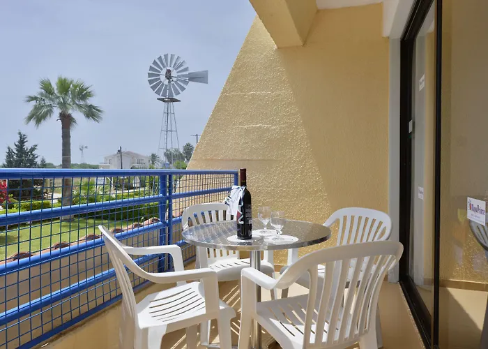 Napa Apts Ξενοδοχείο με διαμερίσματα 4*