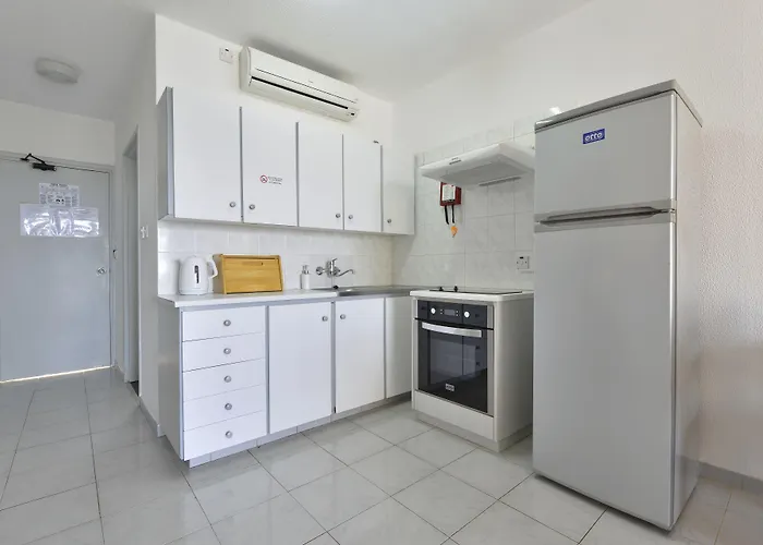 Napa Apts Lägenhetshotell Ayia Napa